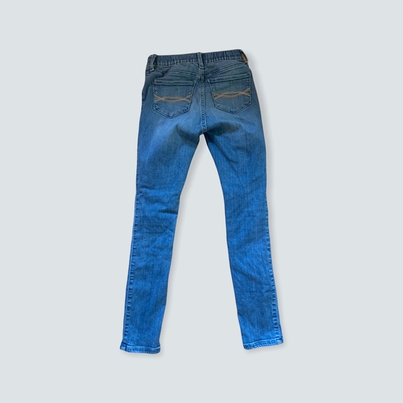 Abercrombie kids jeans 9/10 slim - Picture 2 of 2